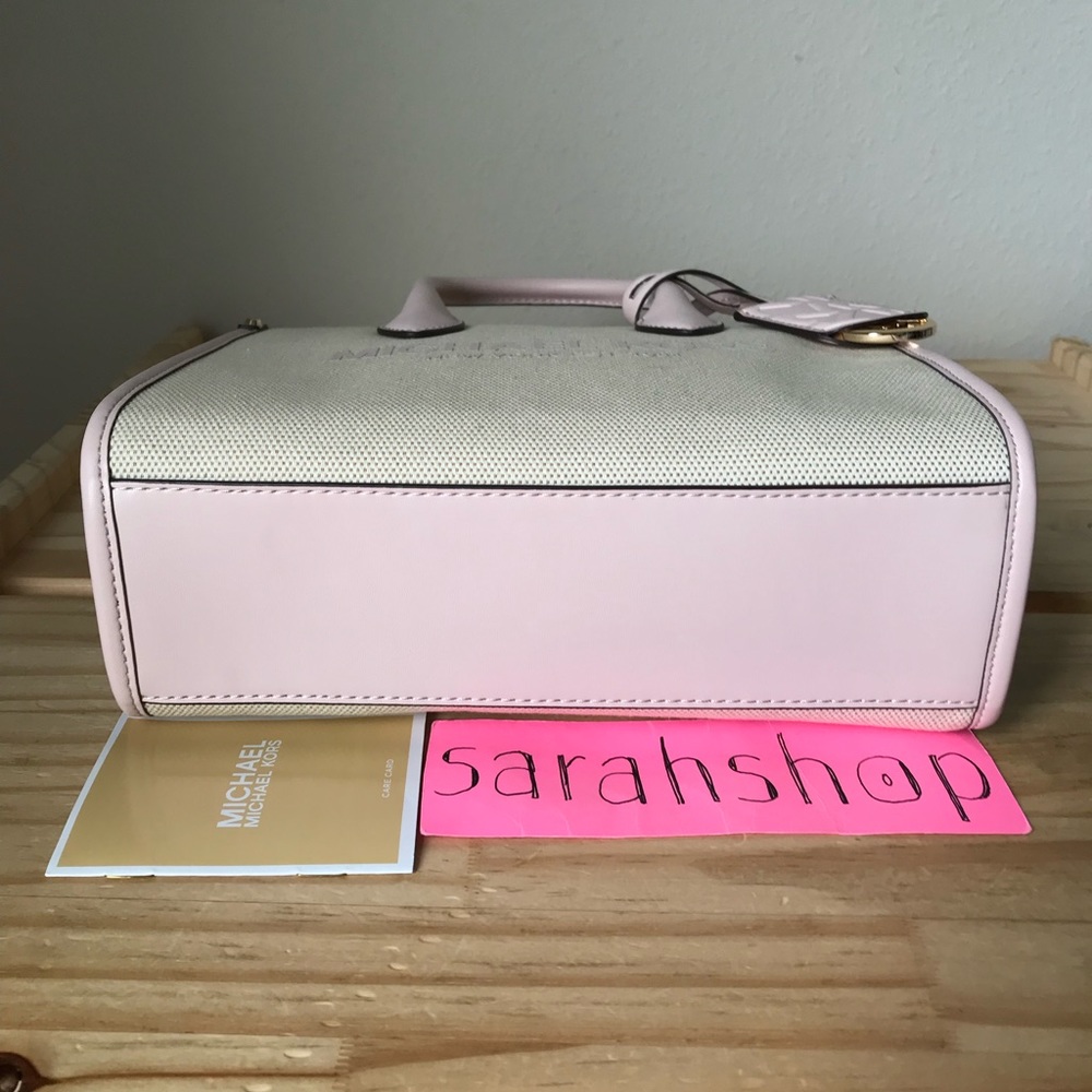 🌼Michael Kors Purse - Picture 6 of 14